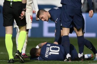 Neymar souffre d’une entorse de la cheville avec « lésions ligamentaires »