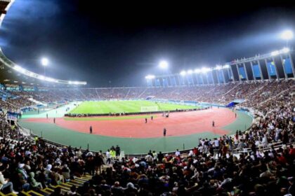 L'AS FAR annonce la fermeture des tribunes 6 et 7 du complexe Moulay Abdellah